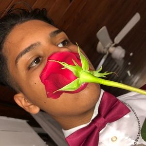 Meet your Posher, Diego